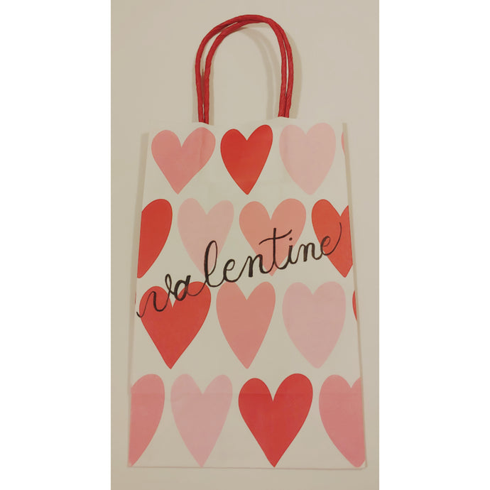 Would you like a personalized kraft bag for a Valentine's Day gift for a loved one? Each gift bag can be personalized with a name written in calligraphy with choice of font colour.   Small kraft bag dimensions 5.25 x 8.5 inches (13.3cm x21.5cm)