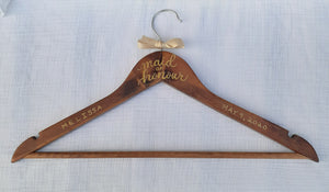 If you are looking for a perfect gift for your maid of honour here is a custom hanger to accent her beautiful dress.  Wood hangers are hand-lettered with the maid of honour’s name and the wedding date. "maid of honour” is written in calligraphy on the centre of the hanger, and the maid of honour’s name and your wedding date in block lettering with your choice of gold or chrome font colour.